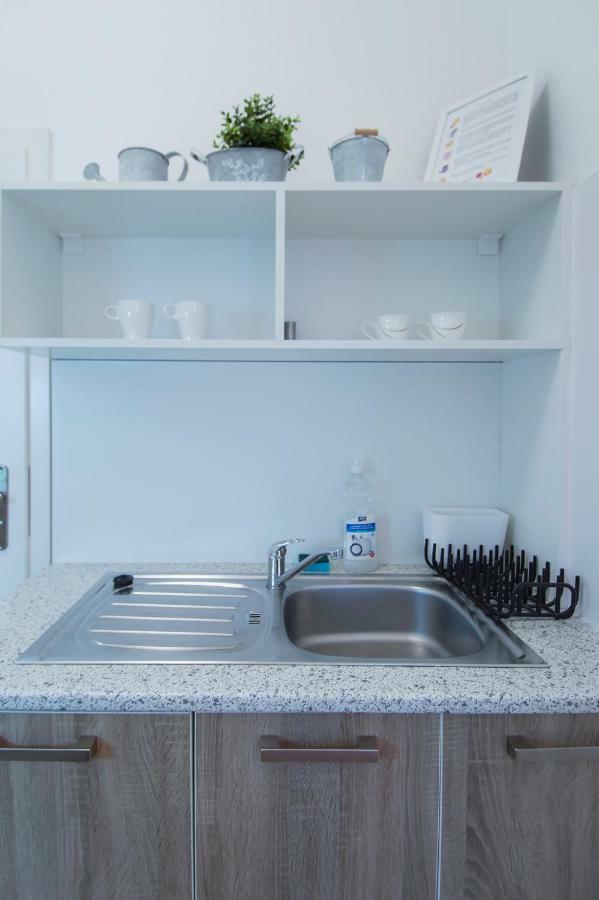 Modern Apartment Navrátilova II Prága Kültér fotó