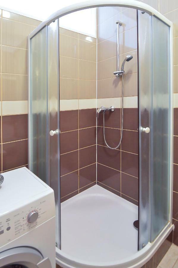 Modern Apartment Navrátilova II Prága Kültér fotó
